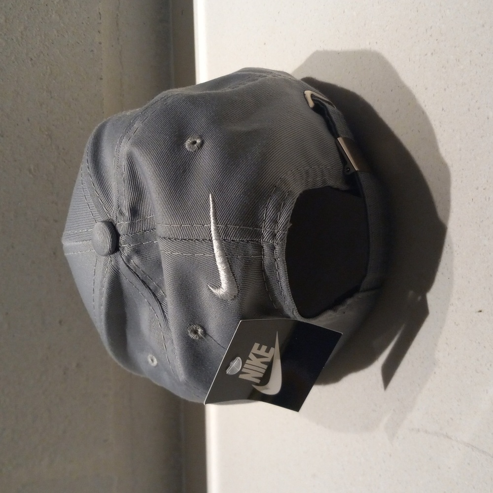 Nike Hat - image 3